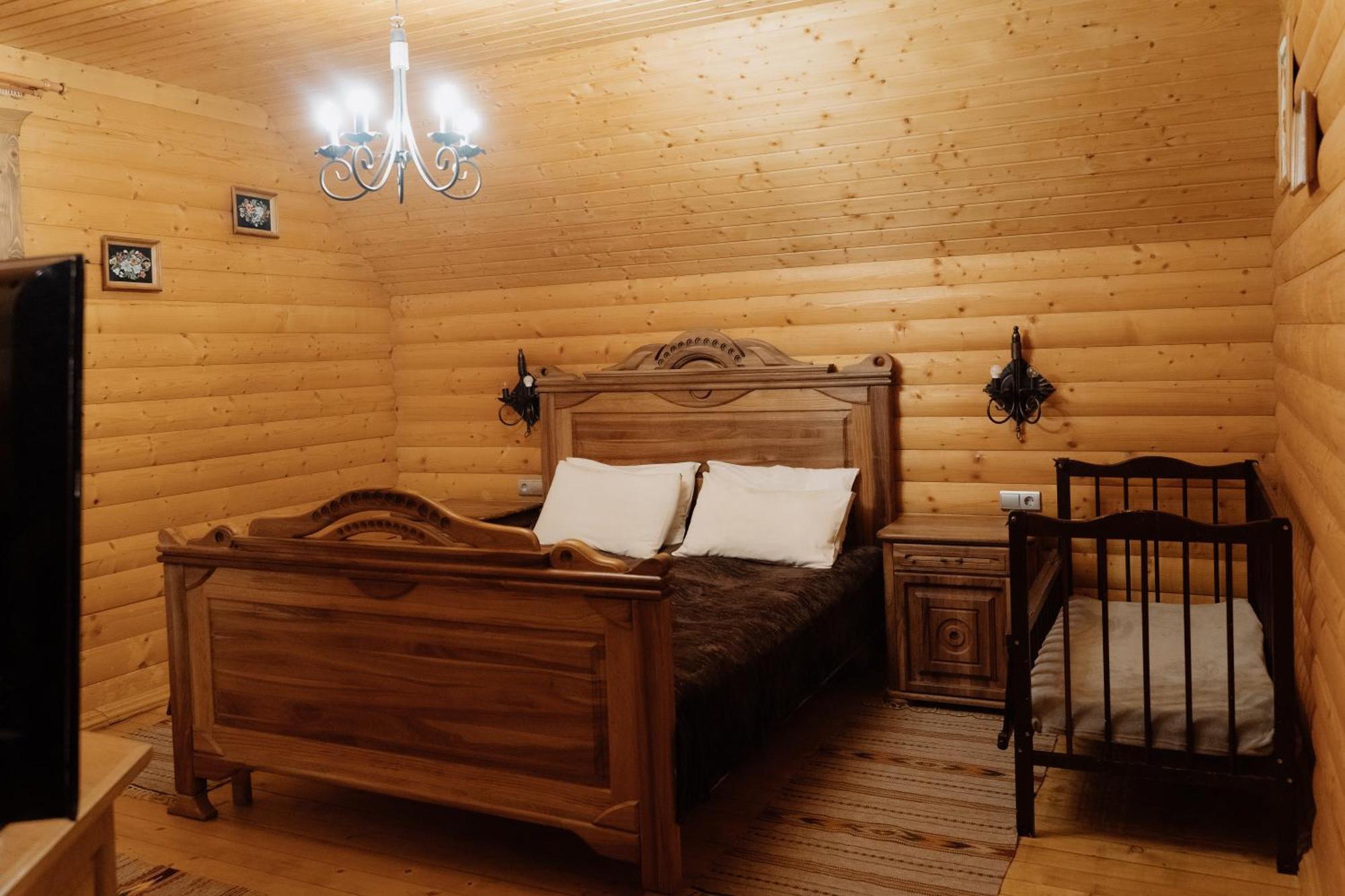 Oksamit Resort ボロフタ エクステリア 写真