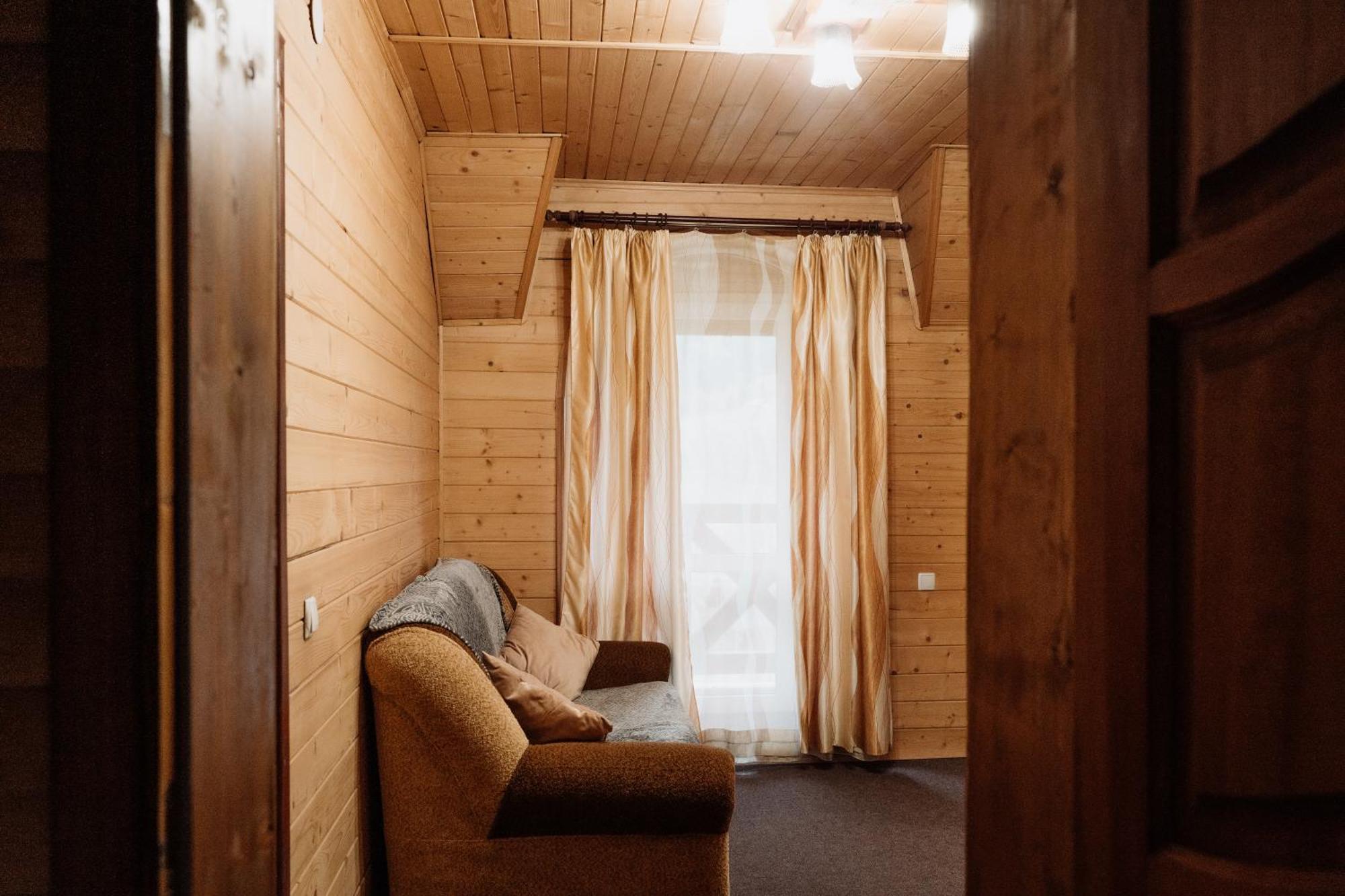 Oksamit Resort ボロフタ エクステリア 写真